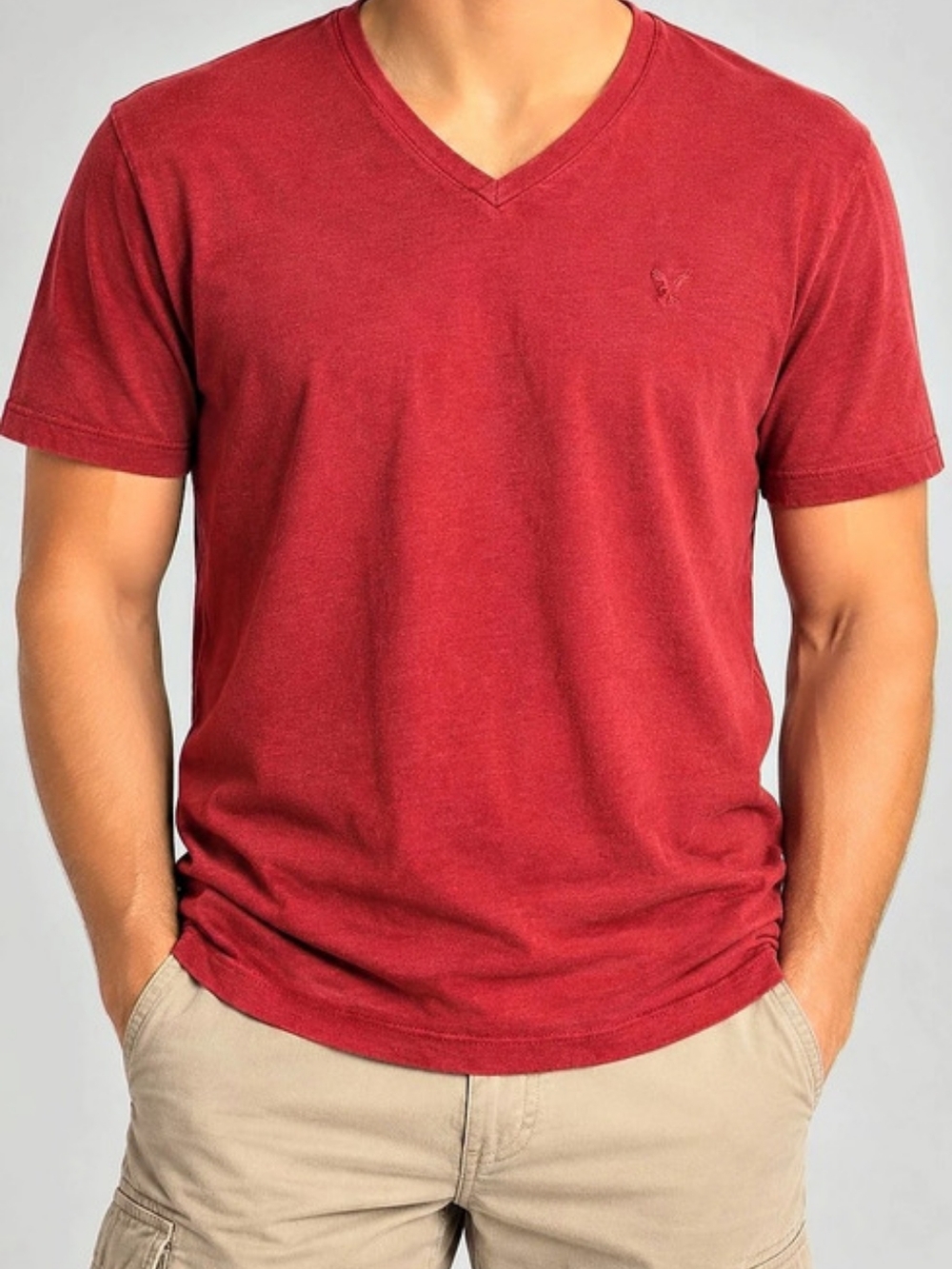 American Eagle Men's Red V-Neck Cotton Tee Size XL
